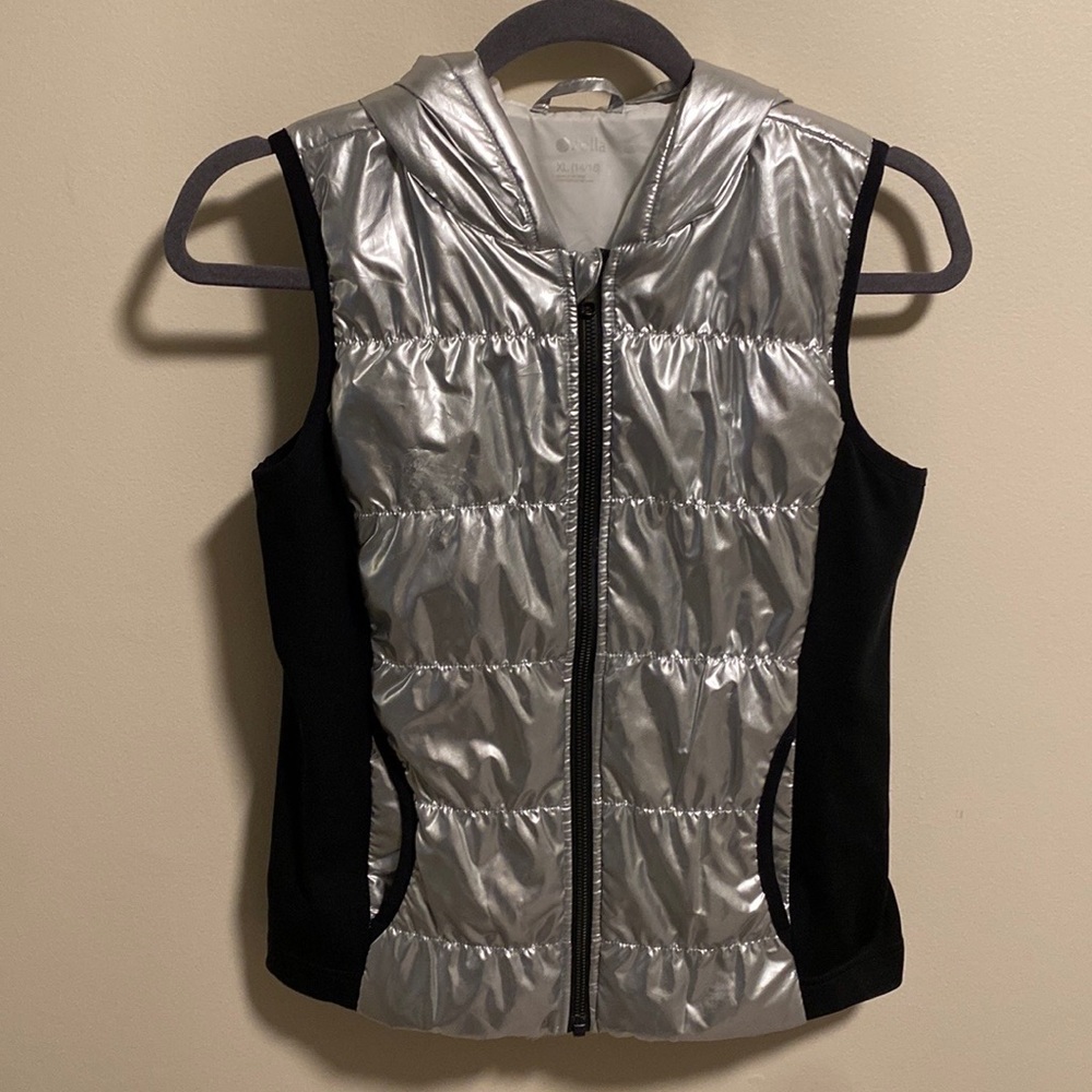 Zella Girl Metallic Puffer Vest
